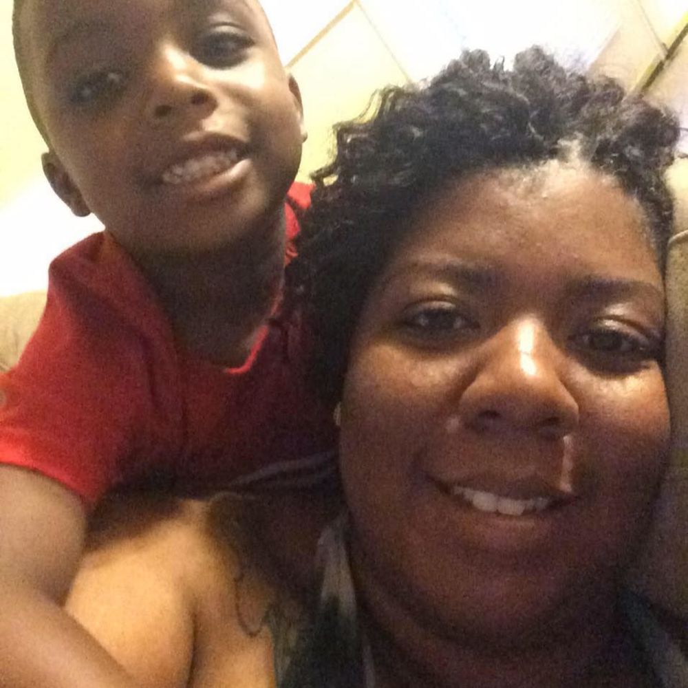 Meet your Posher, Alicia